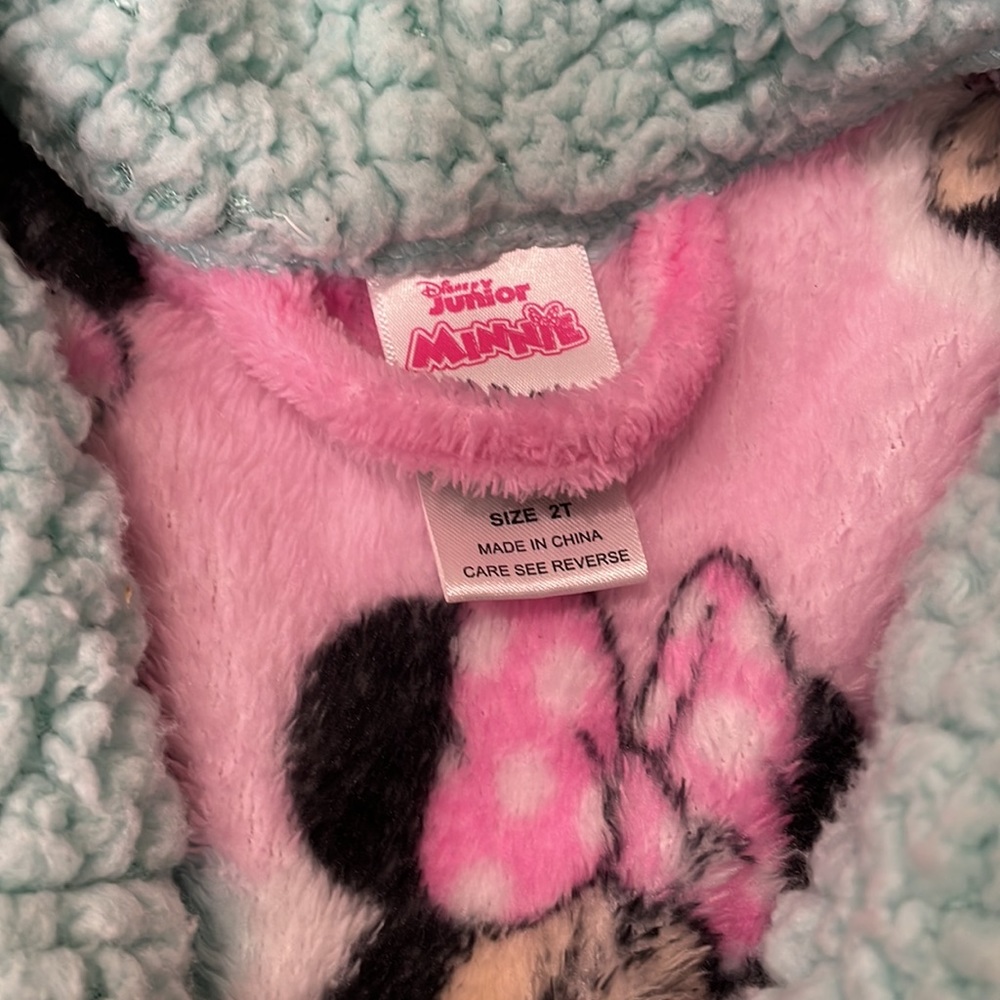 2t Minnie Mouse Robe - Picture 2 of 4